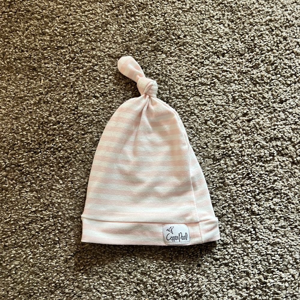 Copper Pearl baby hats (4)